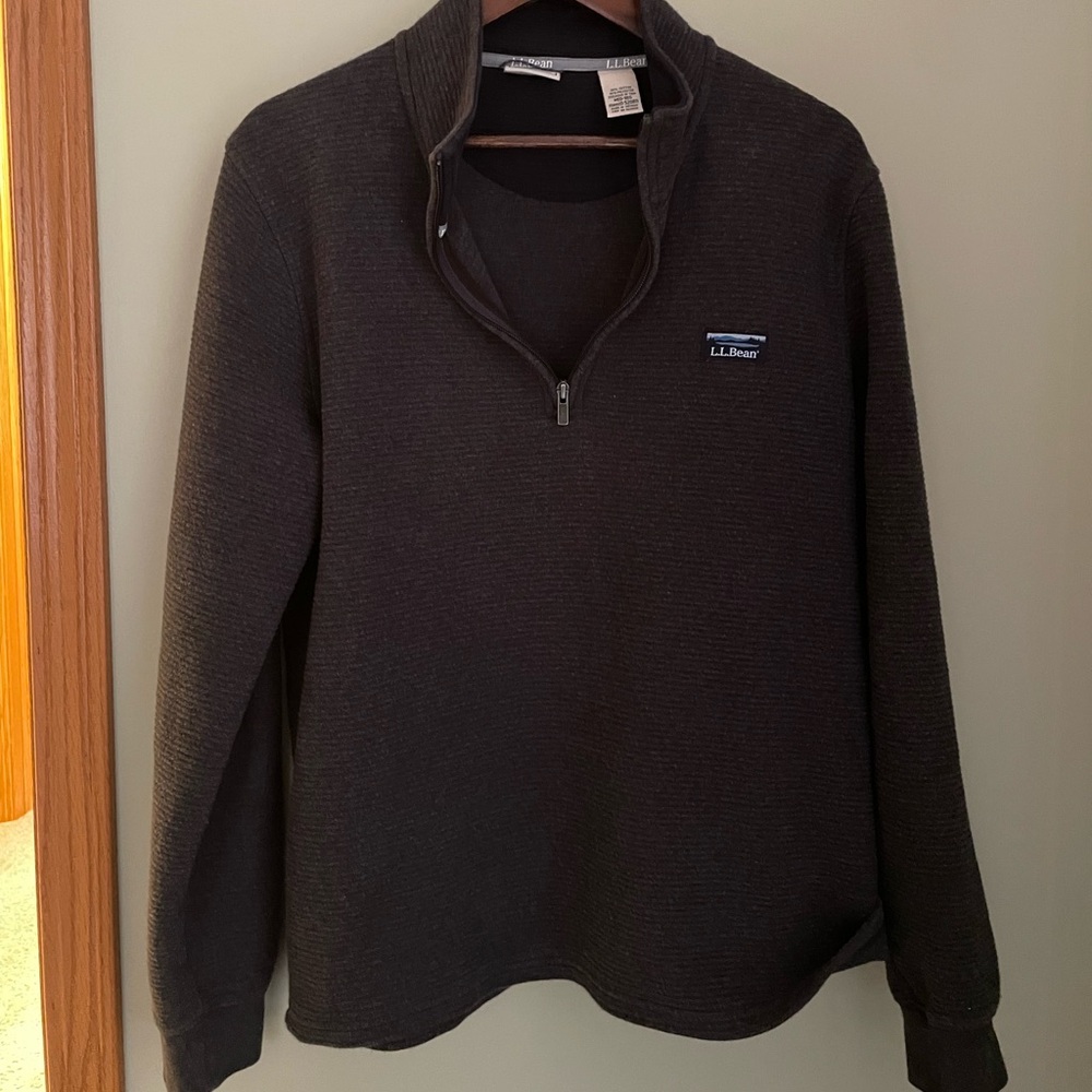 L.L. Bean Men's Charcoal Zip-Up Sweater - Picture 7 of 16